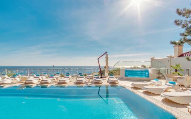 Panorama De Luxe Hotel