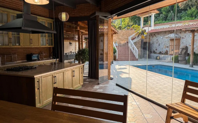 V Grecheskom Stile Khalkidiki Villa