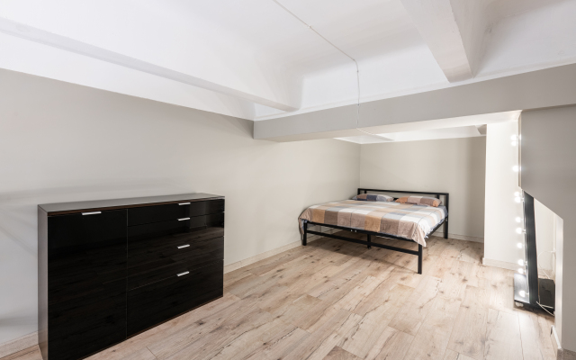 1-Komnatnaya Kvartira 38M² Na 1/3 Etazhe Flat