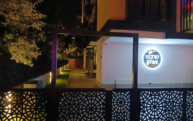 Retro Star Suites Hotel