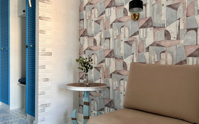 Uyutnaya Studiya v Srednezemnomorskom Stile Flat
