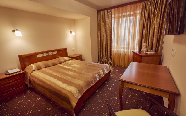 Le Vashoff Hotel