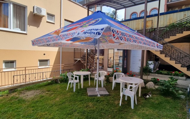 Avenyu Hotel