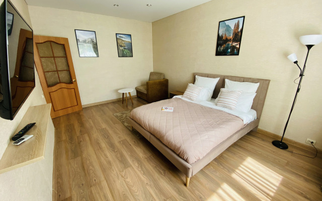 Klassnaya Flat