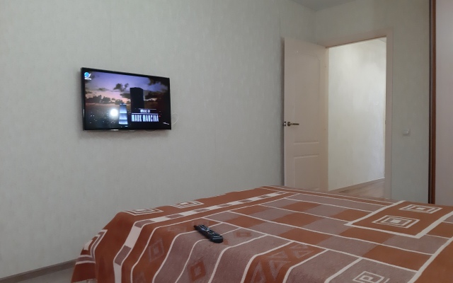 Na Pravoy Naberezhnoy Sugutki 1 Apart Hotel