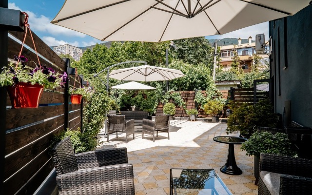 11 Butikov Apart-Hotel