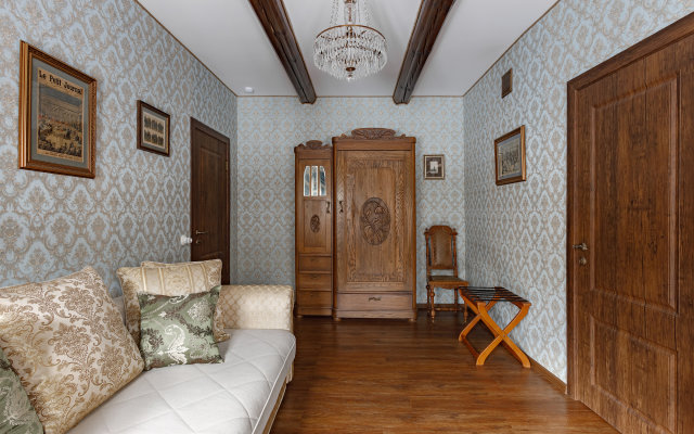 Отель Империал