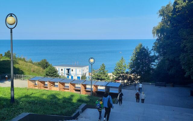 Апартаменты НА ПОБЕРЕЖЬЕ У ОЗЕРА РЯДОМ С МОРЕМ
