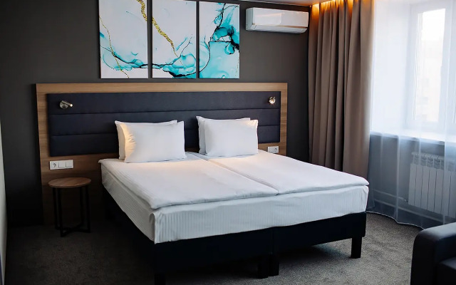 Amaks Yubileynaya Hotel