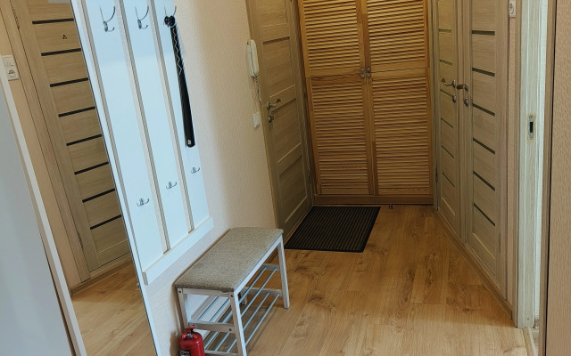 Uyutnaya S Vidom Na Zelyony Dvor Flat