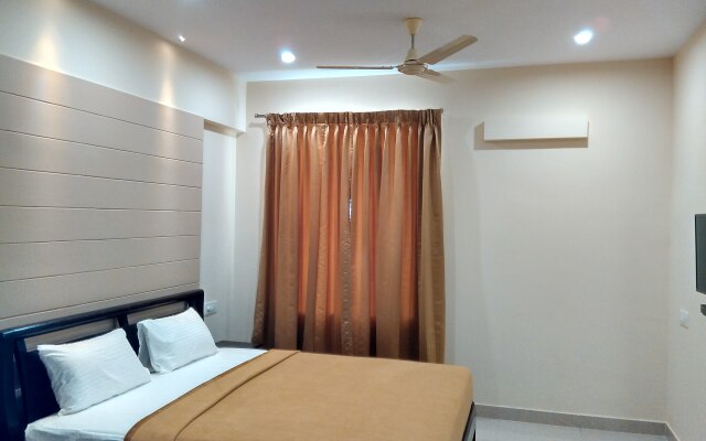 Hotel Raj Vista Suites & Convention