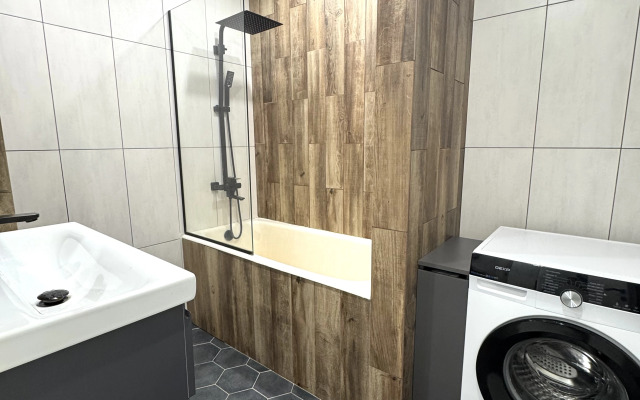 Квартира рядом с УВЗ Орджоникидзе 12