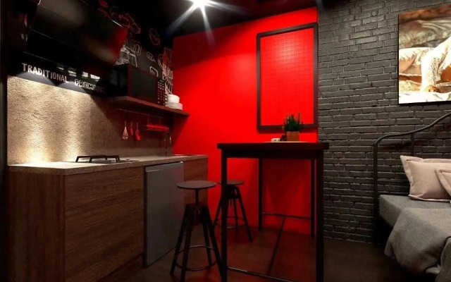 Na Kolmovskoy Naberezhnoy 71 Flat