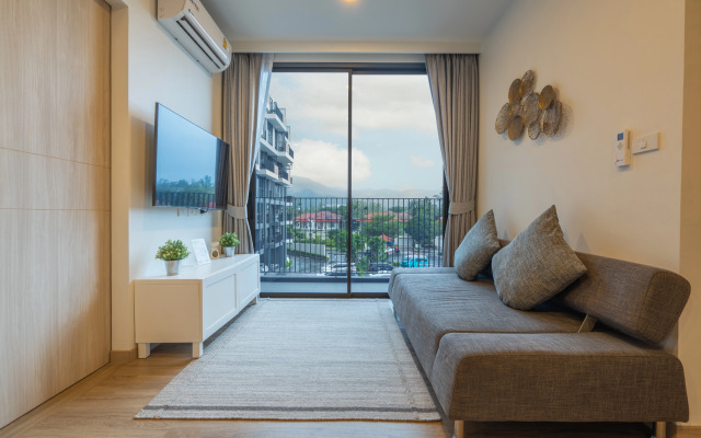 Semeynye 2bd v Laguna Skypark Apartments