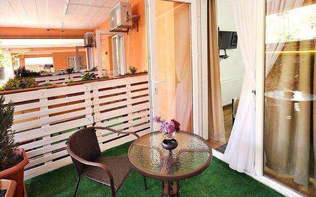 Art Nebula Hotel