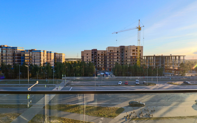 Kvartira Prostornaa Uutnaa s Balkonom
