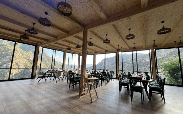 Sky House Yeghegis by Arkouda Hotel