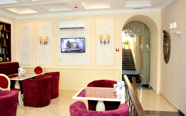 Vintazh Hotel