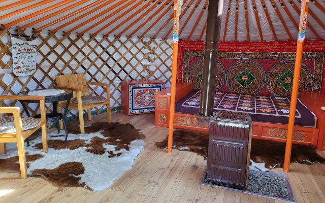 Kayak Camp Mongolia Resort Hotel