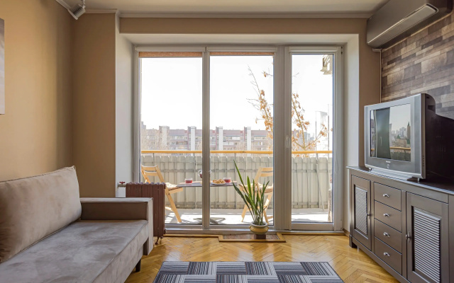 Kvartira Uutnye apartamenty na Zaharova v tihom centre s terrasoj