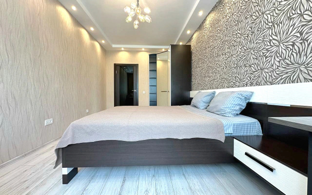 Dvukhkomnatnaya s balkonom na Pritomskom Flat