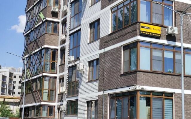 Апартаменты с Балконом и Видом на Город на Ленина 59Р