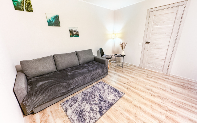 S zaseleniyem Lutshiy servis Posutochno50 Apartments