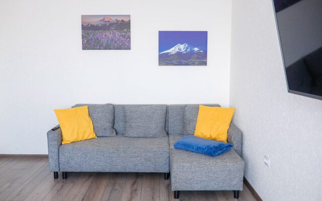 Raidas Na Kalinina 5B Flat