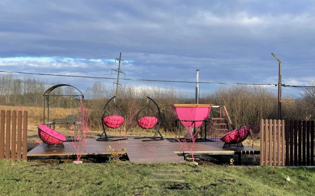 Domik Dlya Semyi Ili Kompanii Druzey Glamping