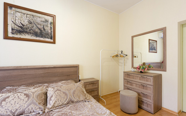 S Basseynom I Hammamom Private House