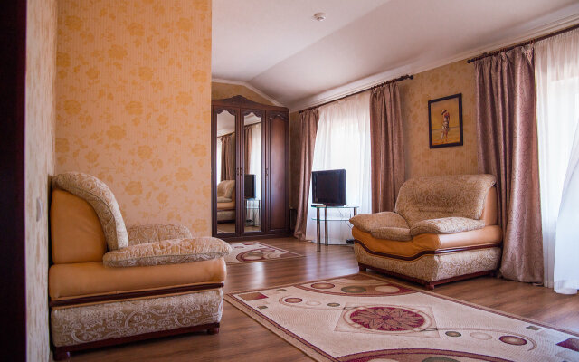 Aleksandrovskij Hotel