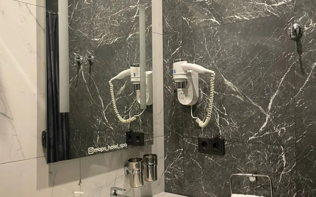 Living quarters Pug on Rubinstein