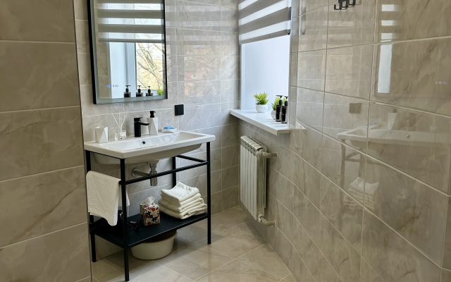 Апартаменты на Сергиевской 9