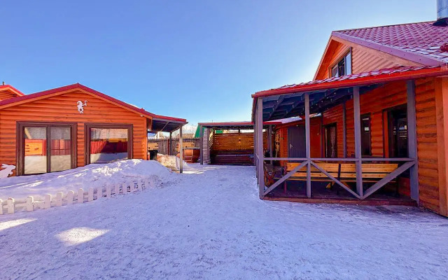 Семейно-Туристический загородный клуб Карамелькино Коттедж 1