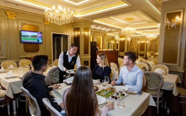 Elite Palace Hotel