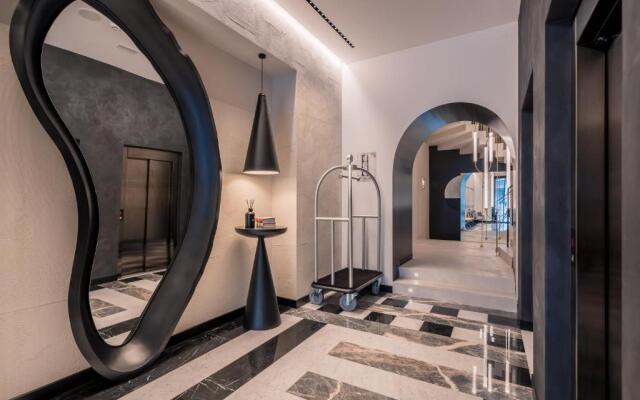 Monograph Hotel (by Travel Agency)