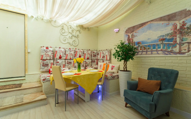 Ryadom S Gostinitsey Zhemchuzhina Apartments