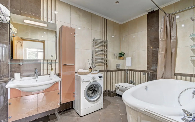 Na Pereulke Rakhmaninova 39/12 Flat