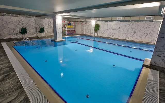Astro Plaza Hotel