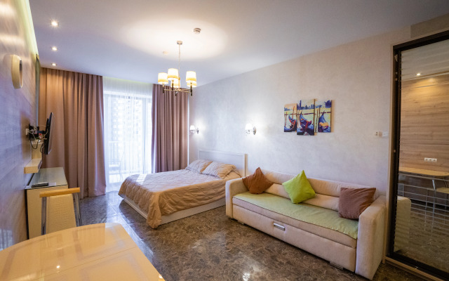 Апартаменты студия с видом на город