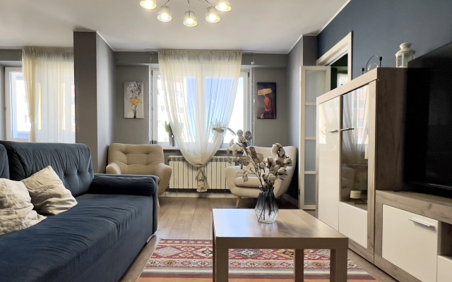 Квартира Уютная стильная евро-двушка недалеко от центра травматологии