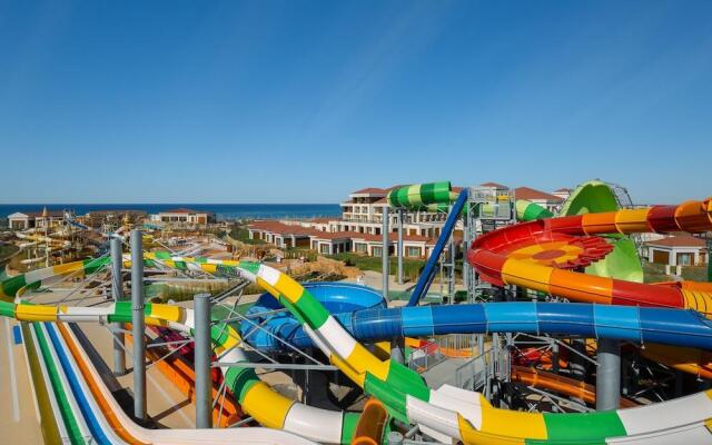 Rixos Water World Aktau - Theme Park Free Access