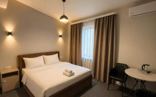 Grand Sky Hotel
