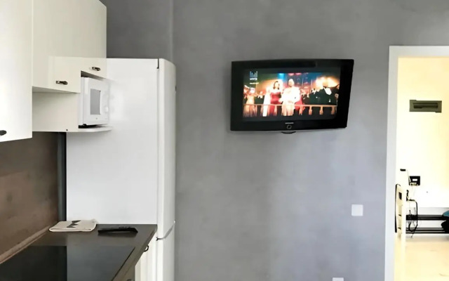 1-Komnatnaya Kvartira 49m2 Flat