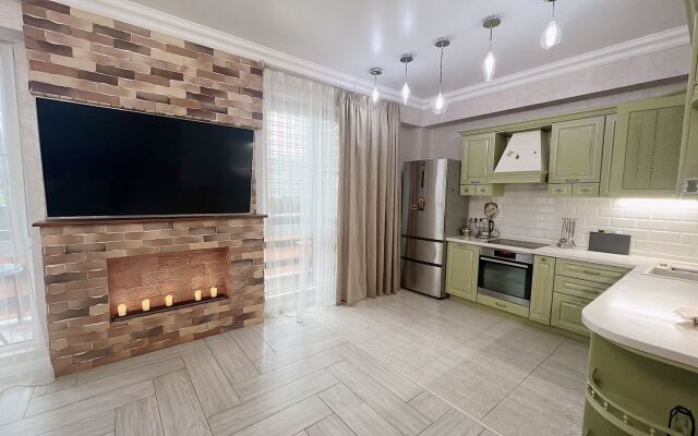 Просторные апартаменты с видом на горы