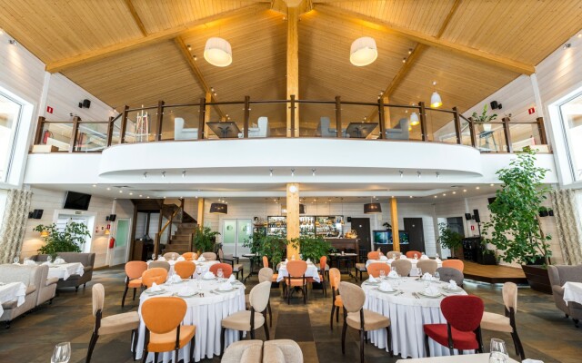 Vazuza Turisticheskaya Derevnya Resort