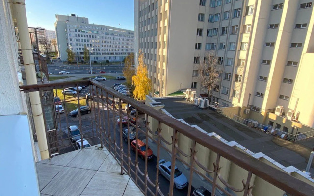 Krasivaya Dvushechka V Tsentre Minsk Ryadom S Metro Apartments