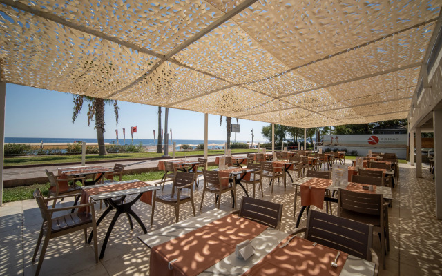 Armas Labada Hotel