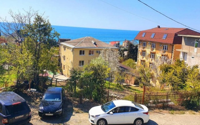 LooBeach Guest House