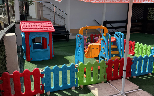 5 Guest House